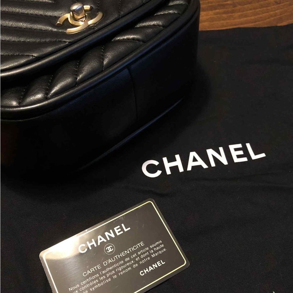 Chanel Black Quilted Mini Calfskin Leather Handbag - Picture 9 of 16